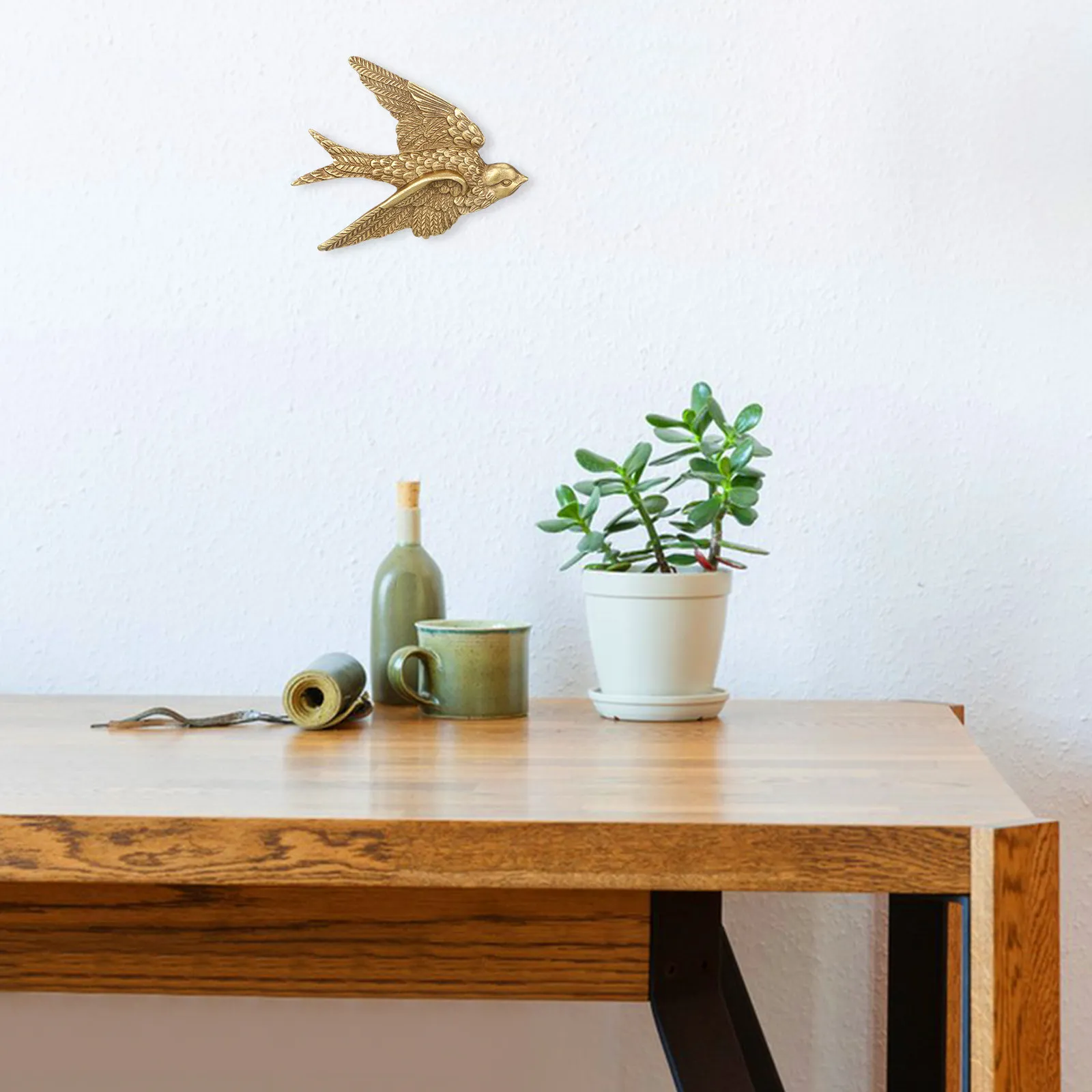 Retro Resin Swallow Wall Hanging Decoration Creative Bird Shape Pendant for Indoor Outdoor Home Garden Wall Art Decor