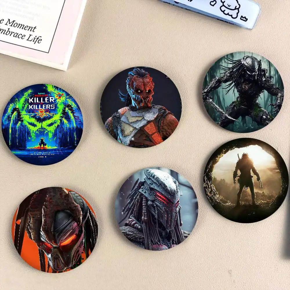 فيلم P-Predator Badlands 32/44/58 مللي متر دبابيس كرتونية مستديرة دبابيس يدوية لحقيبة الظهر مجوهرات اكسسوارات هدايا شارة إبداعية #1