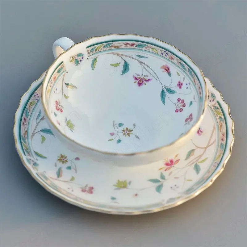 Classical Golden Stroke Coffee Cup and Saucer American Modern Afternoon Tea Mug Flower Decoration Cups Tea Set Drinking utensils