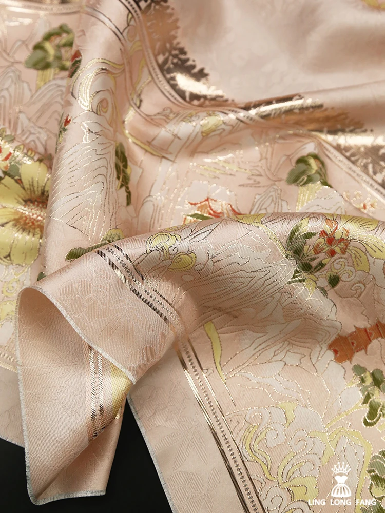 Positioning Weaving Brocade Gold Thread Jacquard Fabric Clothing Dress Fabric Designer Fabric