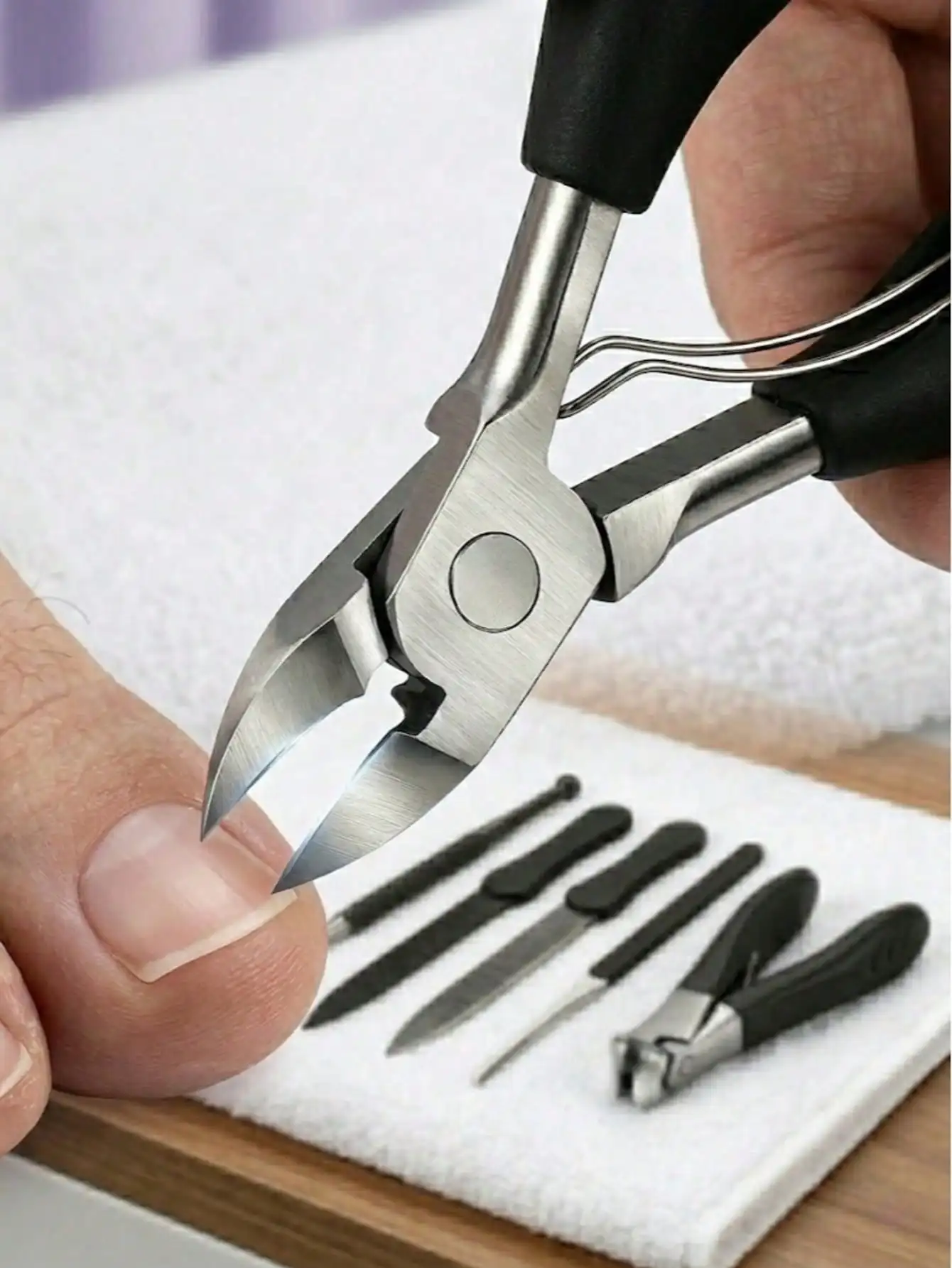 Thick toenail clipper set, a professional foot repair tool suitable for inward bending, with hard and thick nails