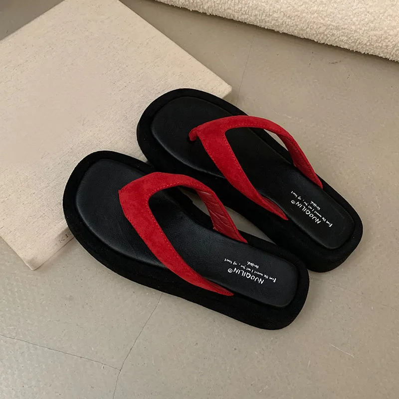 Mode pantoufles à semelles épaisses chaussures pour femmes tongs chaussures femme diapositives bout carré chaussures plates pour femme pantoufles sandales chaussures