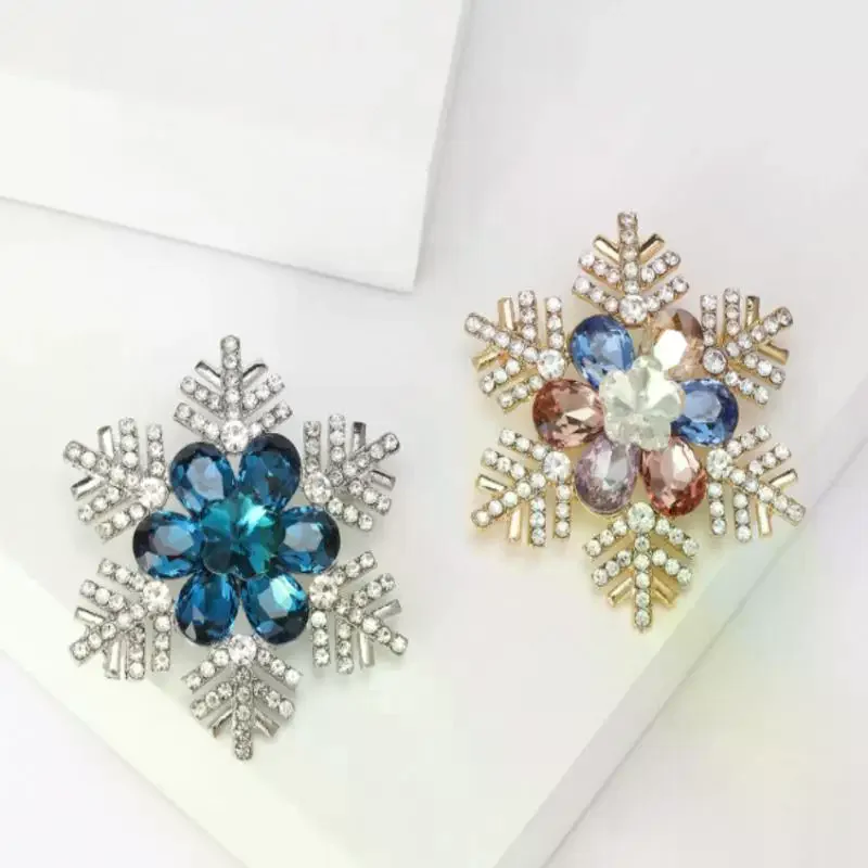 Trendy Rhinestone Snowflake Crystal Flower Brooches Pins For Women Coat Banquet Party Accessories Gifts