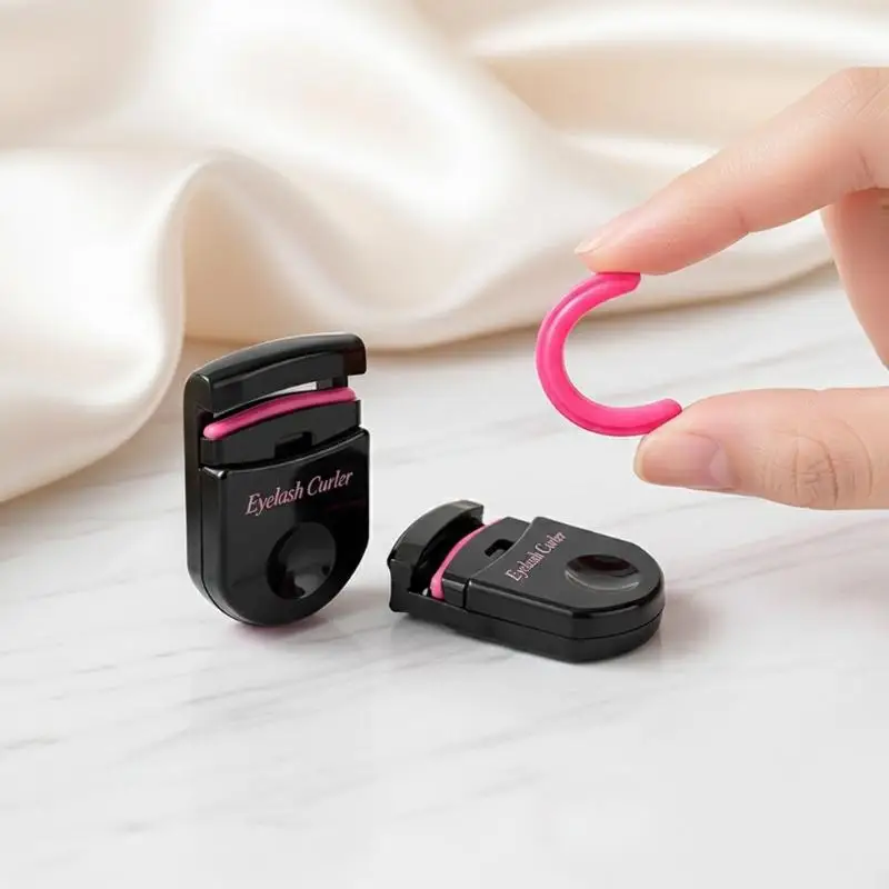 Ergonomic Natural-effect Eyelash Curler Pinch Free for Everyday Quick Morning Eye Makeup Routine