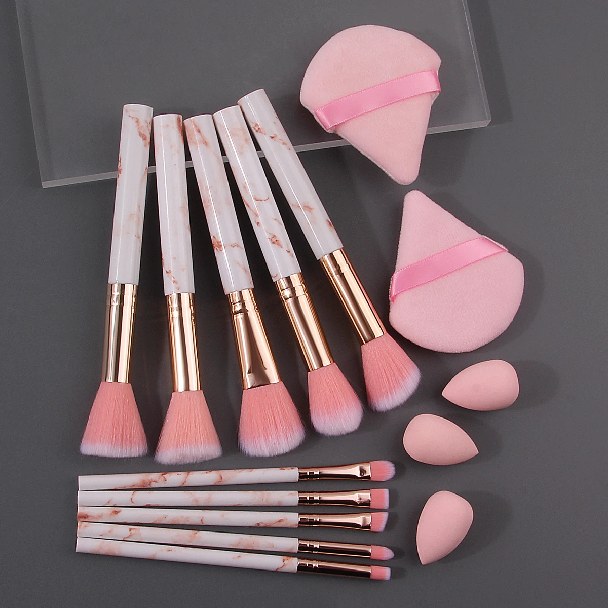 Makeup brush Sponge Powder puff set: 10 makeup brushes +2 pink fan-shaped powder puffs +3 mini multi-functional sponge eggs