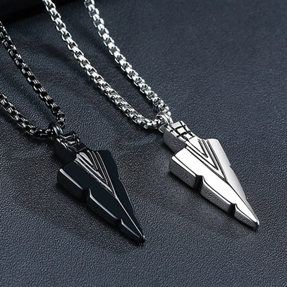 Vnox Men's Arrowhead Kunai Primal Urn Necklaces, Rock Punk Spearhead Pendant Jewellery, Stainless Steel Anniversary Gift for Him