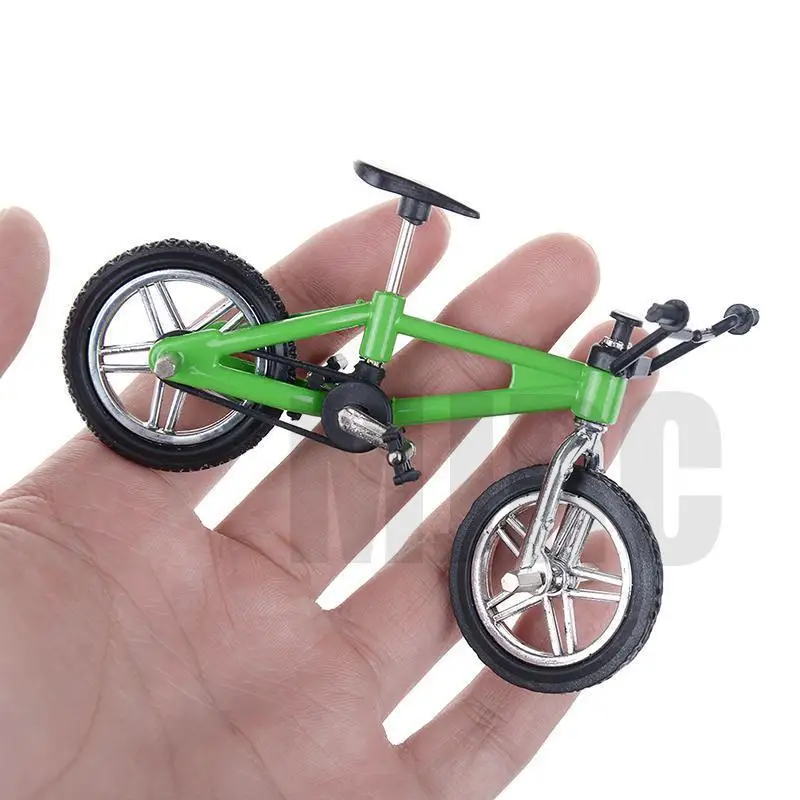 Simulated Plastic Mini Finger Bicycle Bike for Axial SCX10 Redcat Tamiya 1/10 RC Model Car Toys Decoration Parts