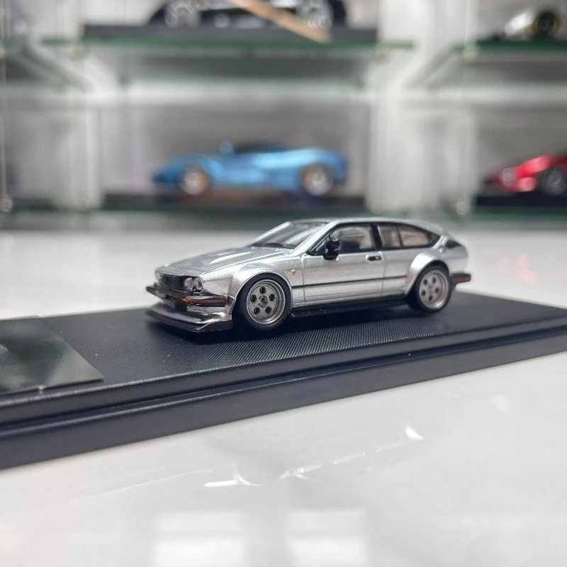 For RM Alfa Romeo GTV6 Widebody Modified Open-Top Edition 1:64 Alloy Car Model Collection Piece Decoration Item