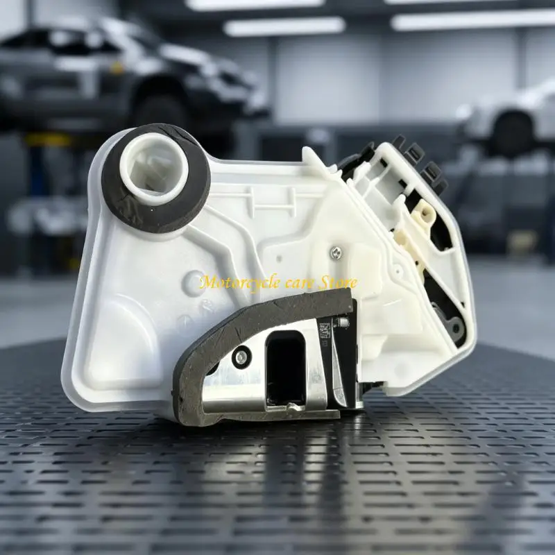 U75F Driver rear door Lock Actuator With Gear Change Cable accommodates Multiple Automobiles