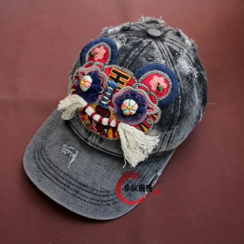 Outdoor Leisure Sun Shading Embroidery Flower Tiger Made Old Duckbill Hat