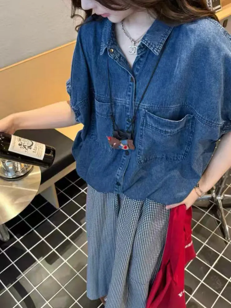 

Loose Women's Denim Shirt Double Pocket Short Sleeve Fashion Slimming Design Korean Style Commute Wind Summer 2026 Collection
