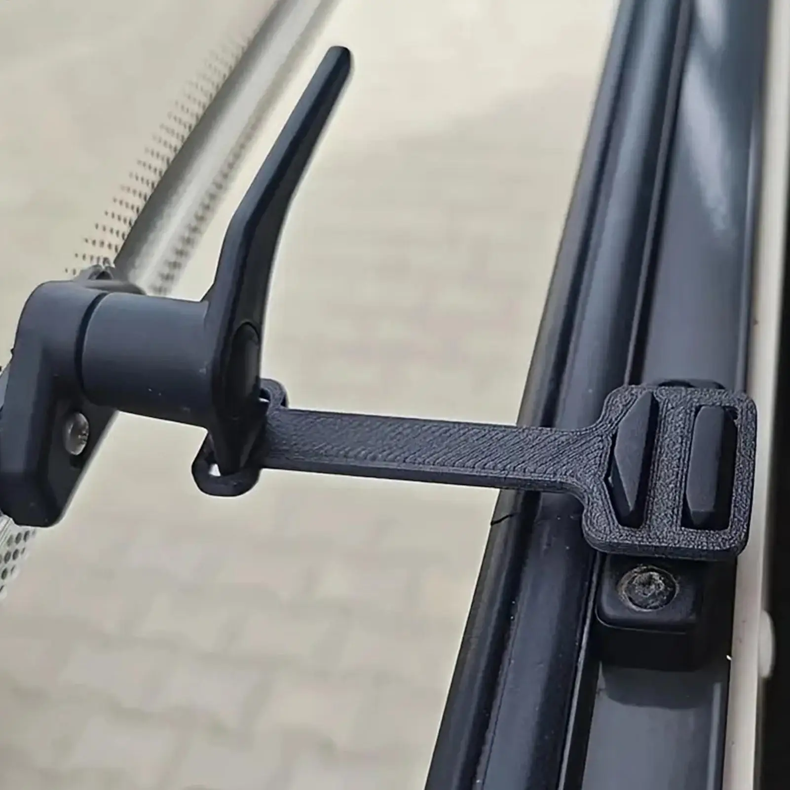 2Pcs/set RV Window Ventilation Limiter Window Safety Restrictor Lock Tool Wheel Window Limiter for Outdoor Travel Caravan