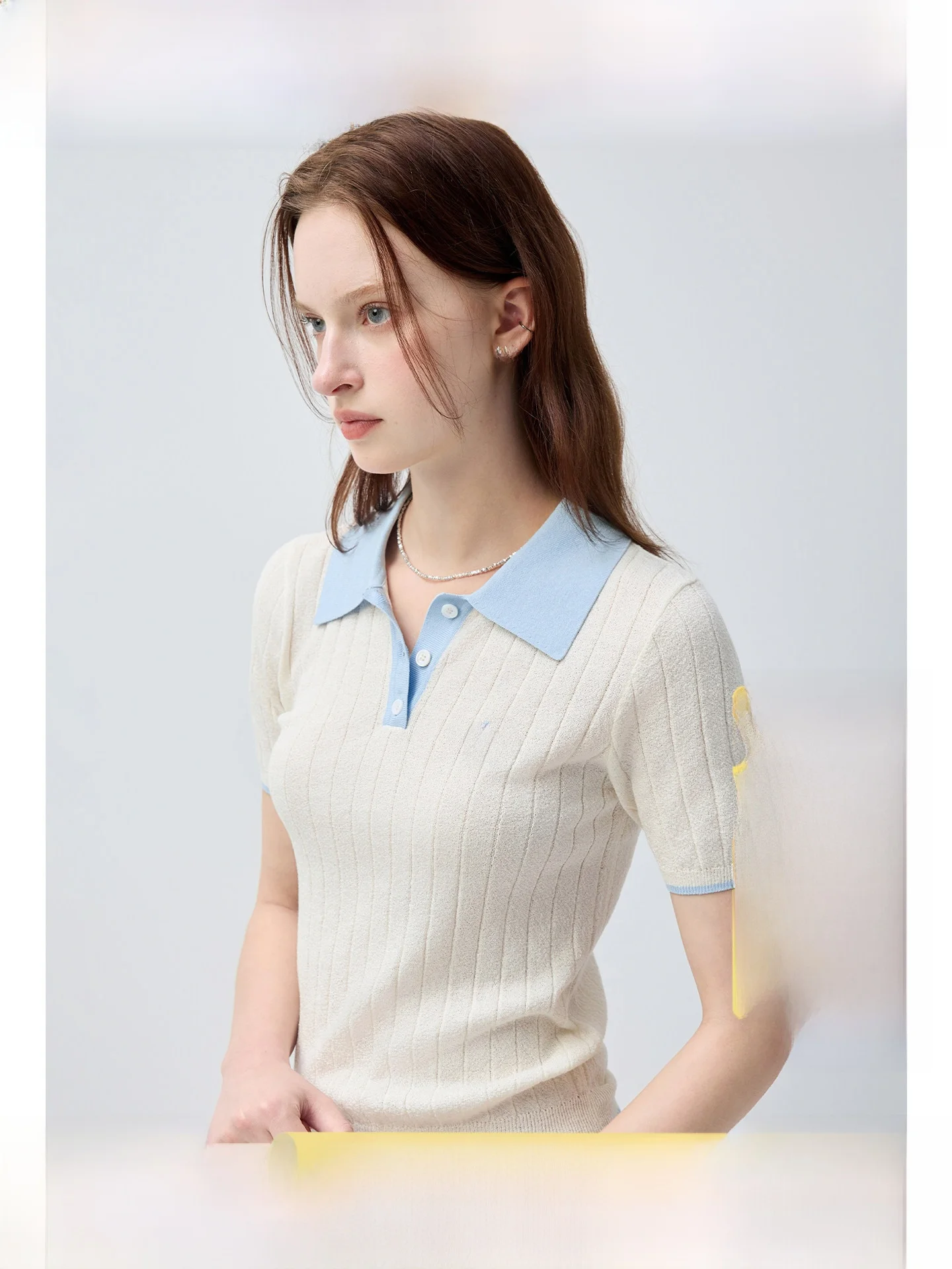 

Slimming Effect Knitted Short Sleeve Turn-down Collar T-shirt for plus Size Women Comfortable Breathable Korean Style Summer Top