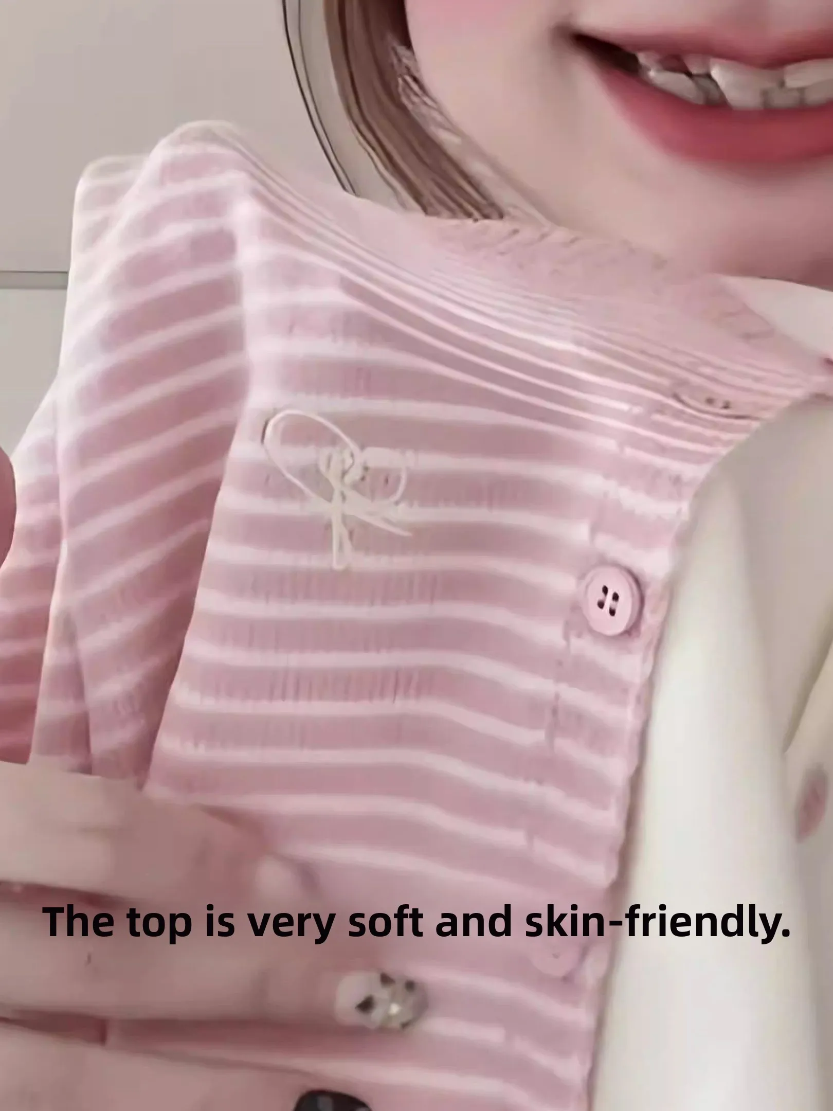 

Корейский нежно-розовый вязаный кардиган с эффектом двухслойности, женский, на раннюю весну, уникальный, красивый, стройнящий, с длинными рукавами