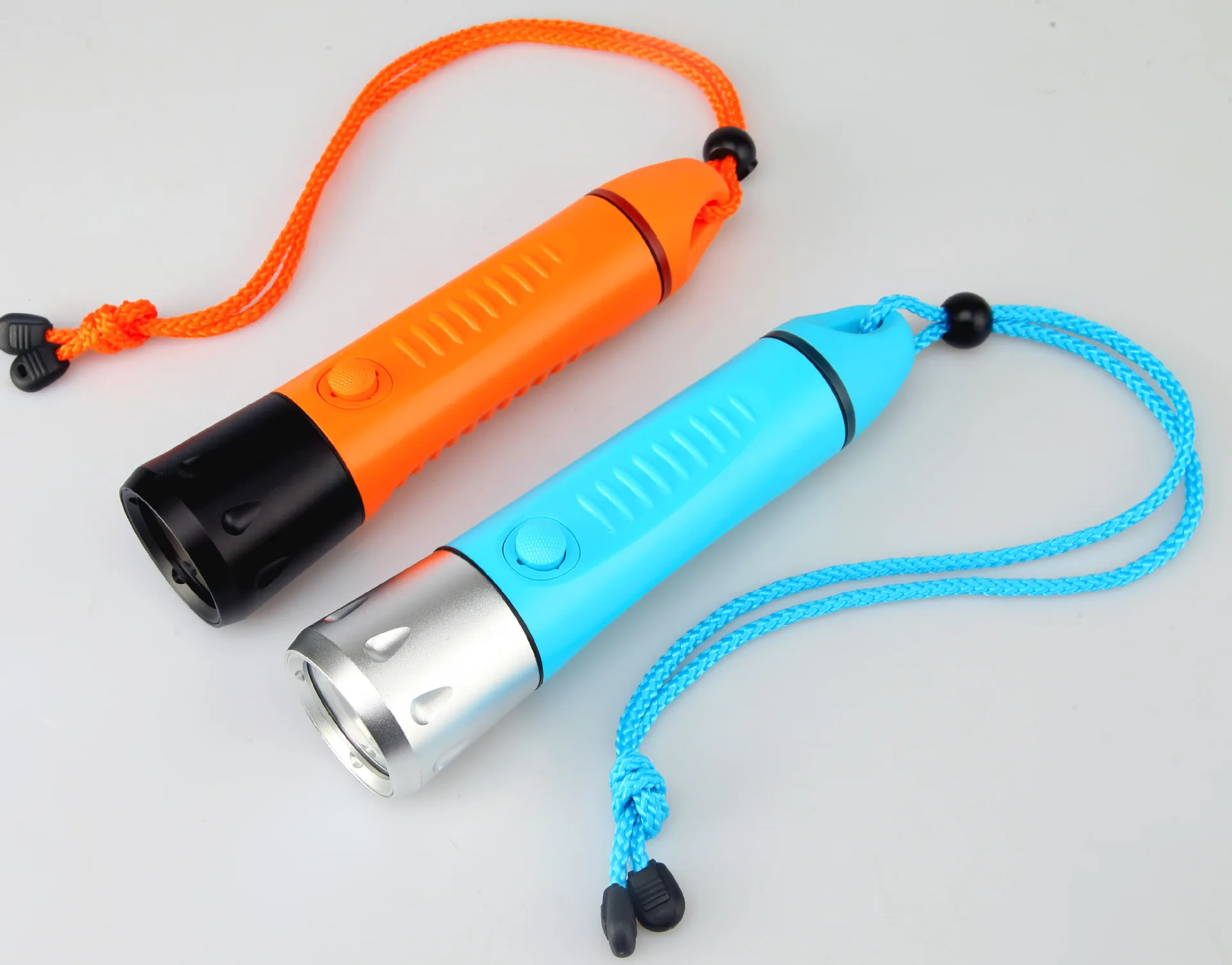

Original FITECH F8 Professional Scuba Diving Light 800 Lumens USB Type-C Charging Rechargeable LED Flashlight Waterproof Torch