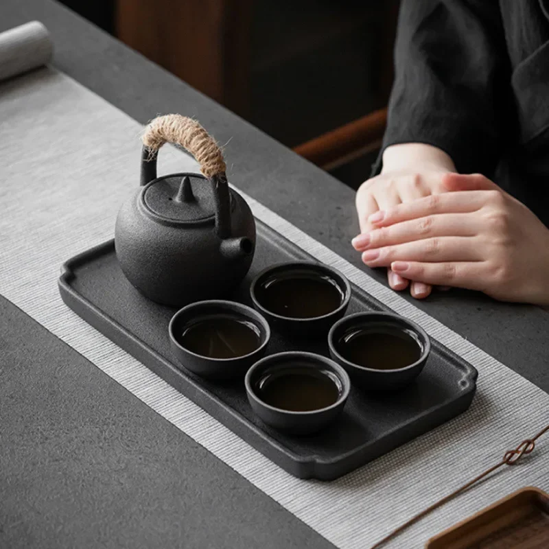 Black Retro Kung Fu Tea Set Japanese Style Home Simple Teapot One Pot Four Cups Ceramic Shop Gift Chinese Designer Teaware Sets