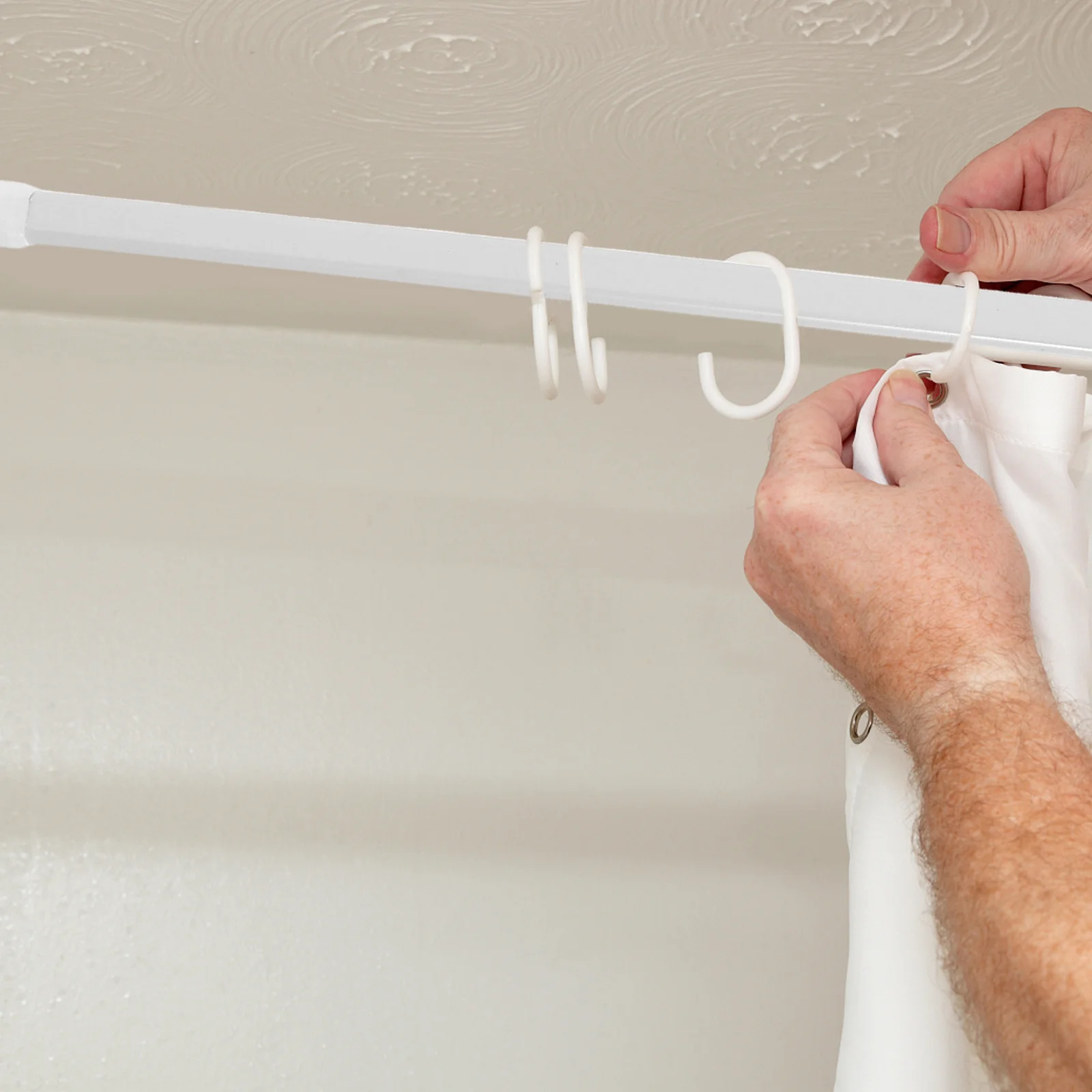 

2Pcs Adjustable Curtain Rods Telescopic Extendable Window Rods Shower Closet Poles for Bathroom Kitchen Bedroom