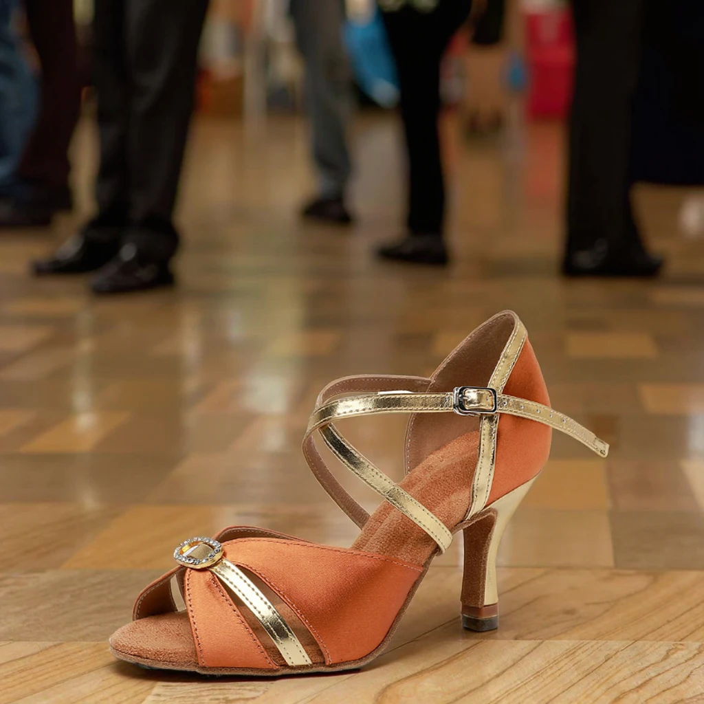 جديد الكلاسيكية أحذية الرقص النساء 7 سنتيمتر كعب اللاتينية السالسا أحذية الرقص الجلد المدبوغ وحيد قاعة الرقص اللاتينية أحذية للنادي حفلة الرقص أحذية بولي PU #5