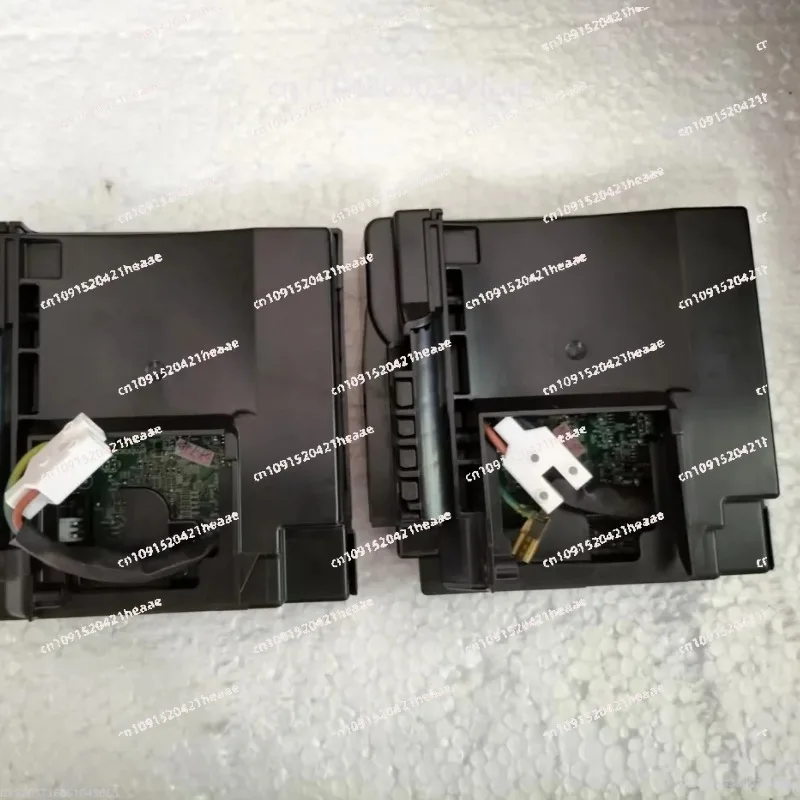 

Подходит для новой платы управления холодильника EG VCC3 2456 07 F 14, платы управления компрессором с переменной частотой вращения SDGZ11C001FL.
