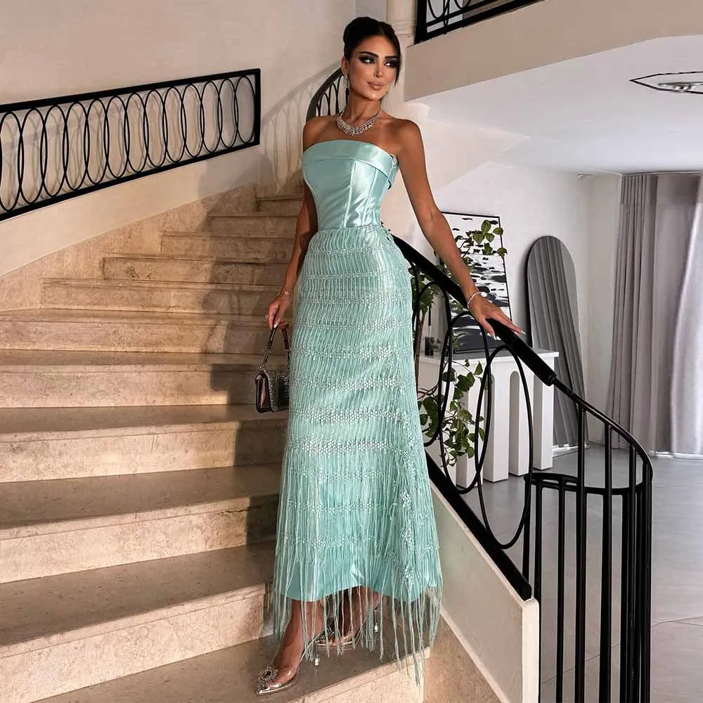 

Роскошные коктейльные платья 2025: атласное платье-футляр/колонна знаменитости, мятное платье без бретелек с кисточками и бусинами, платья для особых случаев, миди 2025 г.