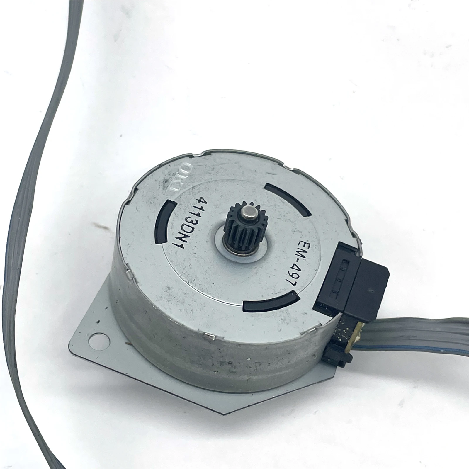 

Двигатель всасывающего насоса чернил подходит для Epson EM-497 P608 T1110 L1800 PX1004 R3000 P408 R2000 PX-1004 P400 L1300 B1100 PX1001 PX-1001