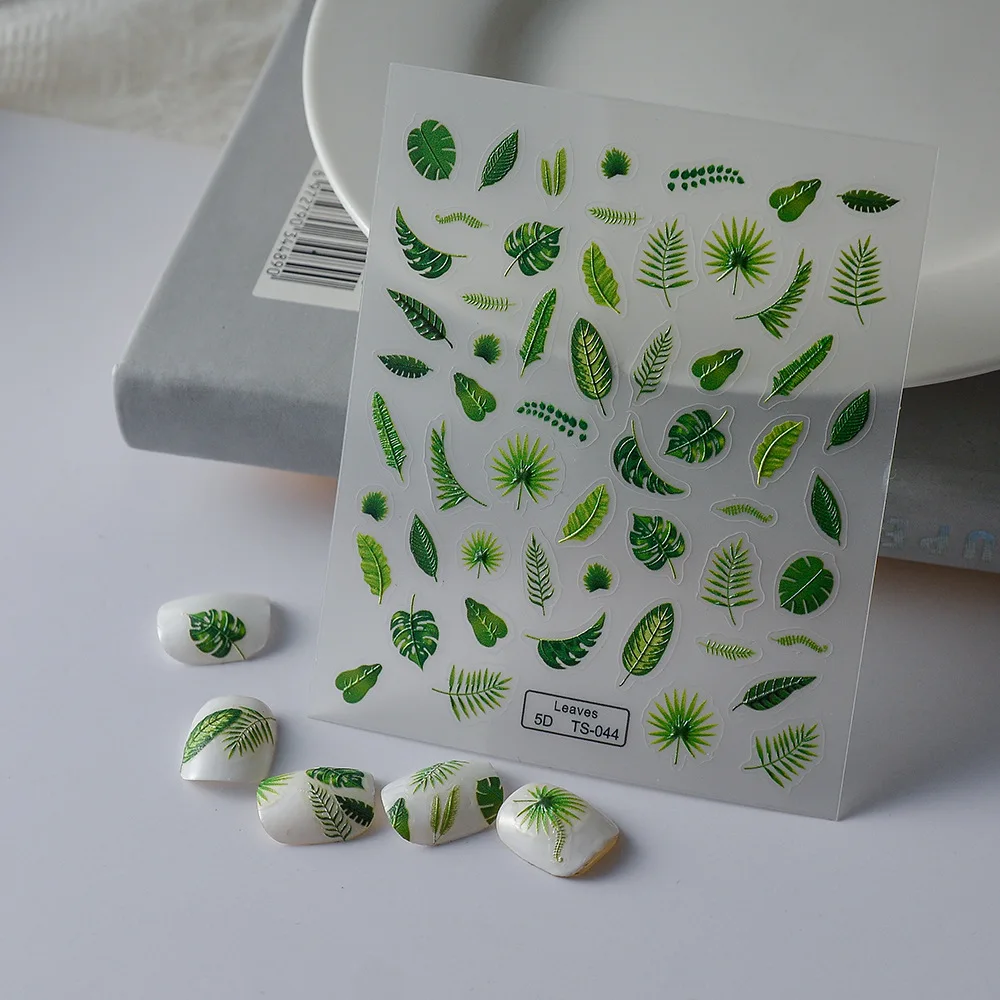 5D Green Tree Leaf Nail Stickers, em relevo, cola traseira, alívio, DIY, outono, Art Decor, novo, setembro, 1 folha