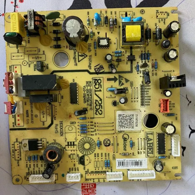 

Проверка материнской платы BCD-251WTZM/WTGZM/258WTGZM прошла успешно.
