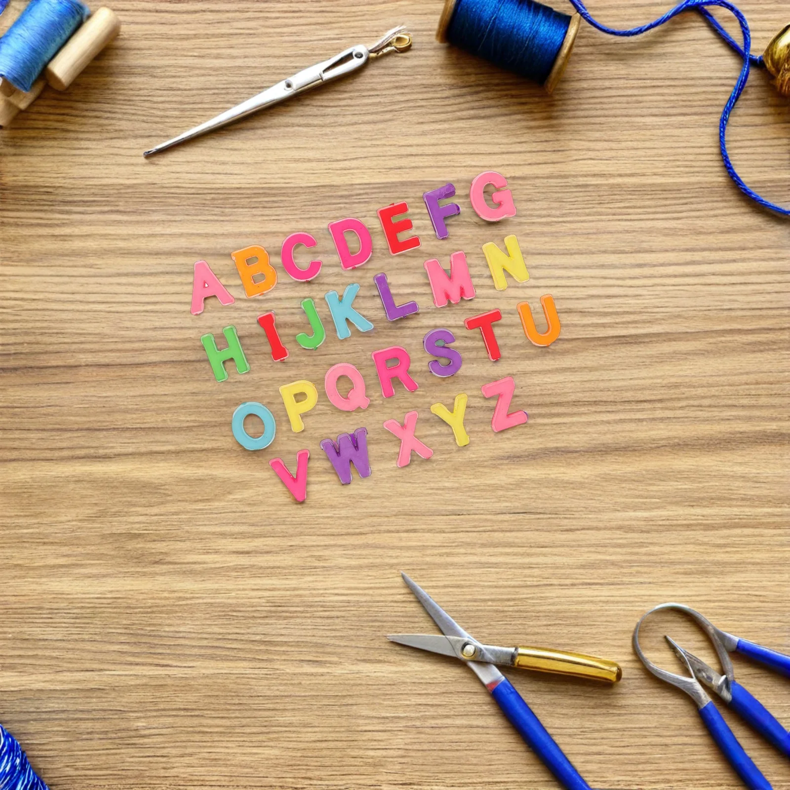 

700Pcs String Bead Materials Bright Macaron Alphabet Beads Straight Hole Easy Threading DIY Bracelet Necklace Keychain Jewelry