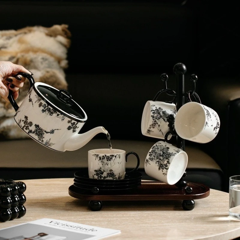 

Light Luxury Retro Water Set, Niche French Ceramic Cups and Saucers, High Temperature Resistance, Free Gift Box.