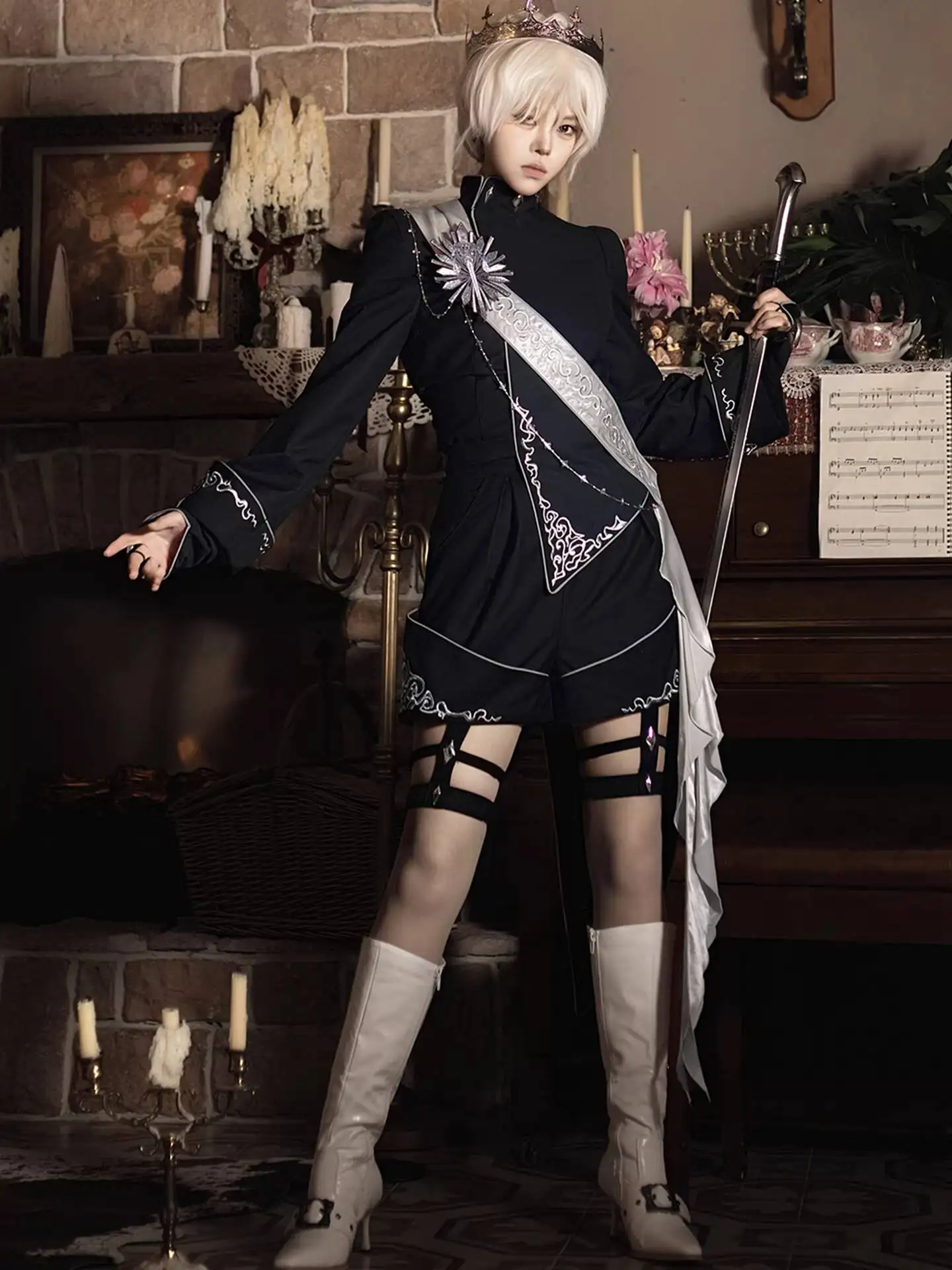 

Новый костюм принца для женщин Luolita, для карнавала, Хэллоуина, косплея, в готическом стиле, унисекс, молодежный, черная серия