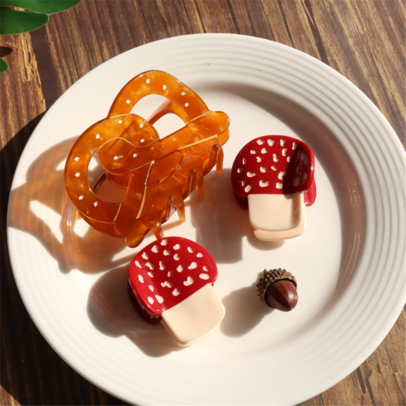 HANGZHI كرواسون صغير ريترو براون محظوظ Laugenbrezel القرش الشعر مخلب للنساء فتاة الإبداعية اكسسوارات للشعر أغطية الرأس هدايا #2