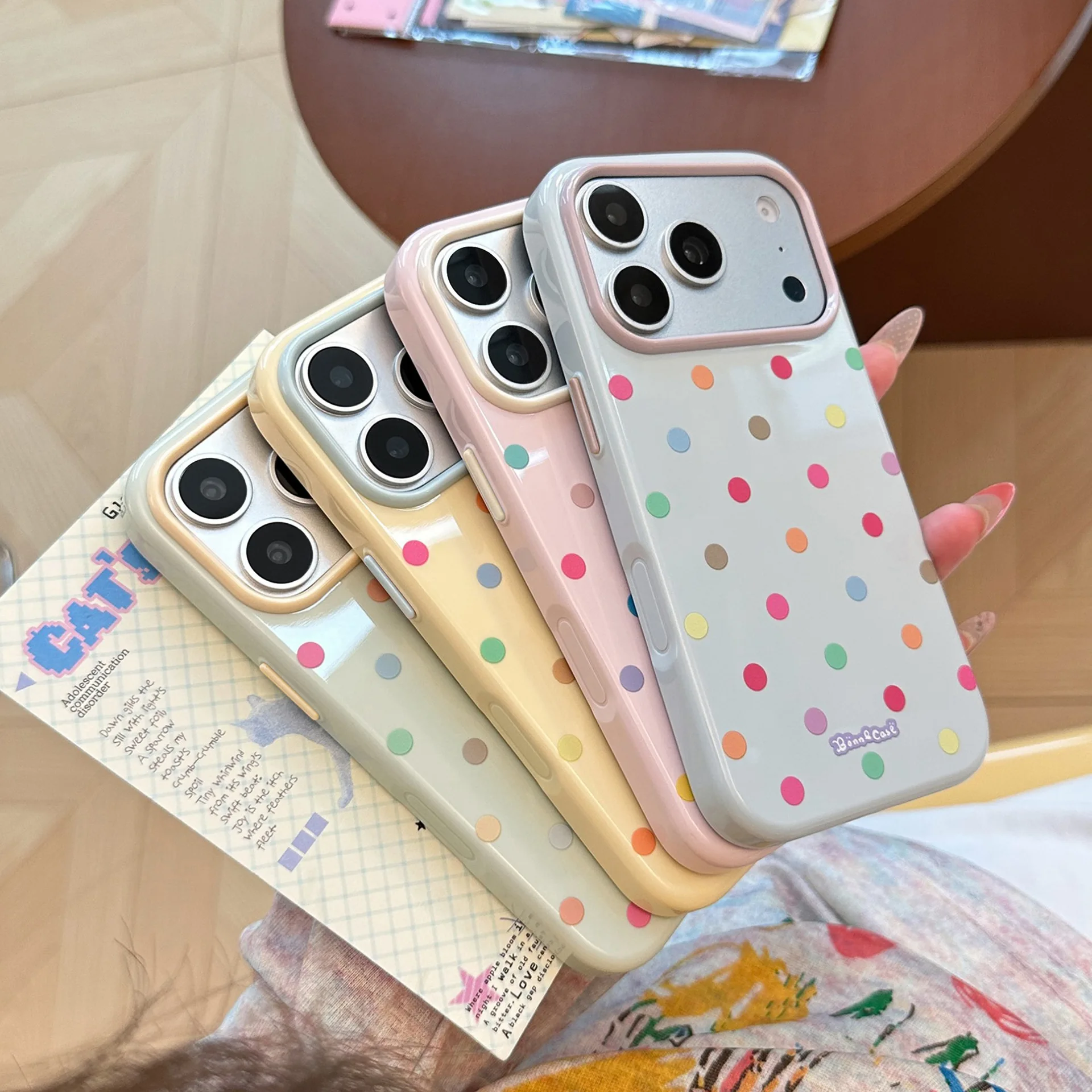 Funda Protectora para Teléfono con Diseño de Puntos de Colores Estilo Caramelo Coreano para iPhone 17 16 15 14 13 12 Pro Max, Antigolpes, Suave