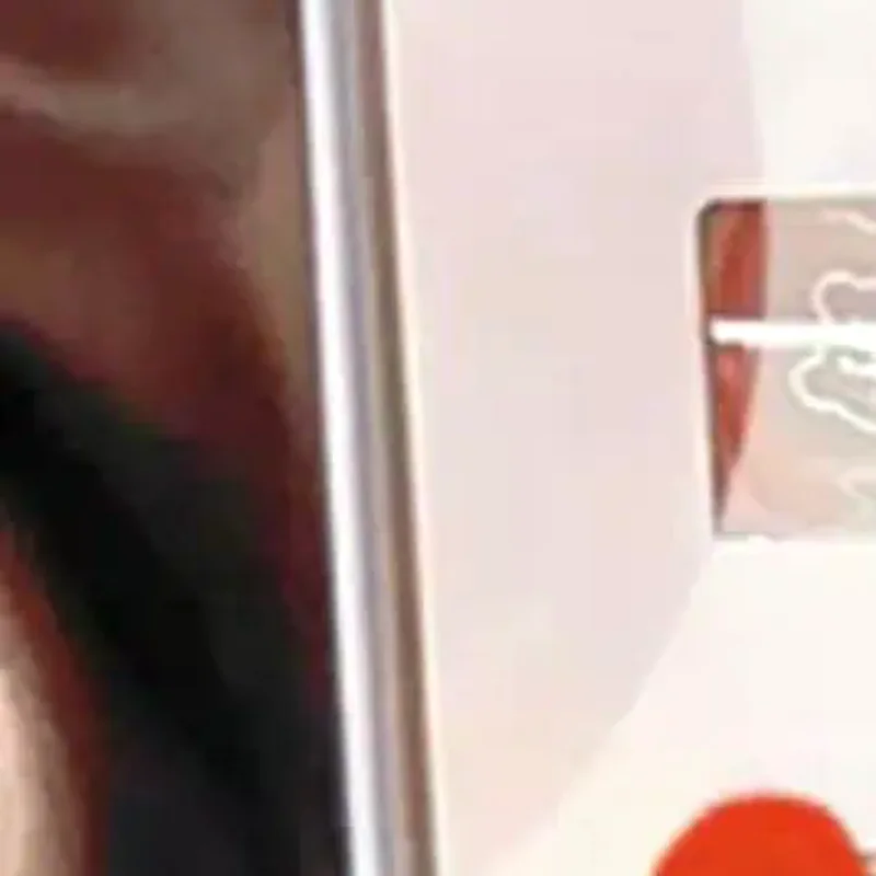 كابوفيني الكرز مرآة مقاومة للماء إنهاء المياه ملمع الشفاه عارية الأحمر واضح تينت الزجاج زيت الشفاه السائل ماكياج لمظهر كبير