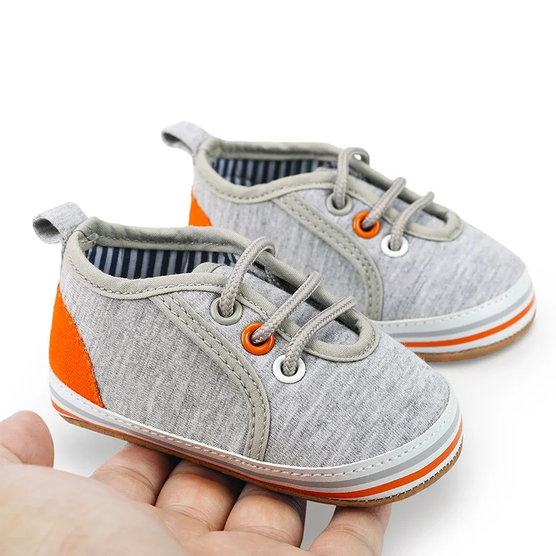 Zapatos informales para caminar para bebés, mocasines antideslizantes con suela de goma para primeros pasos, primavera y otoño