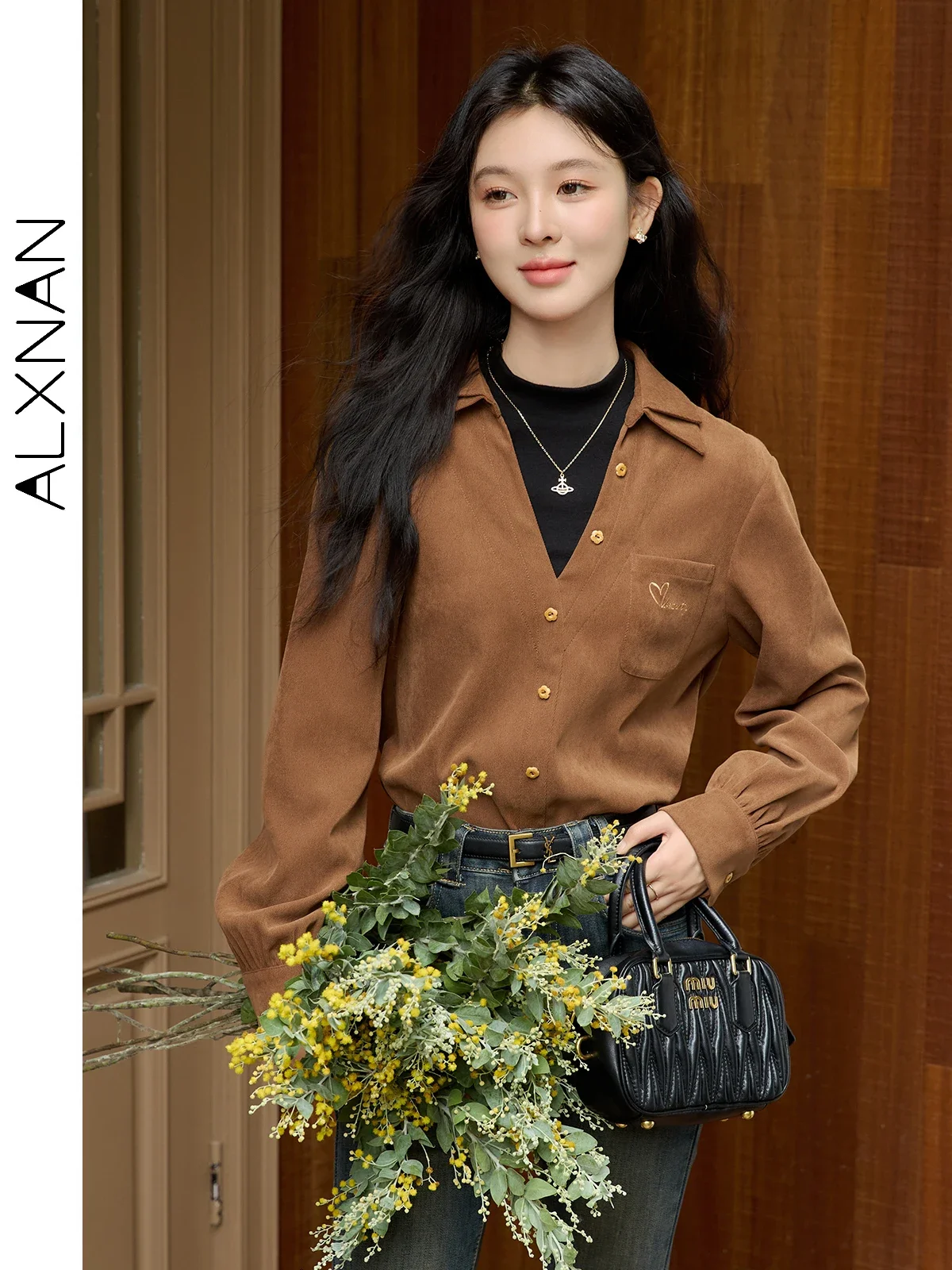 

ALXNAN Women's Brown Shirt Patchwork Wooden Flower Buttons Embroidered Blouses 2025 Fall Office Lady Casual Clothing L50805