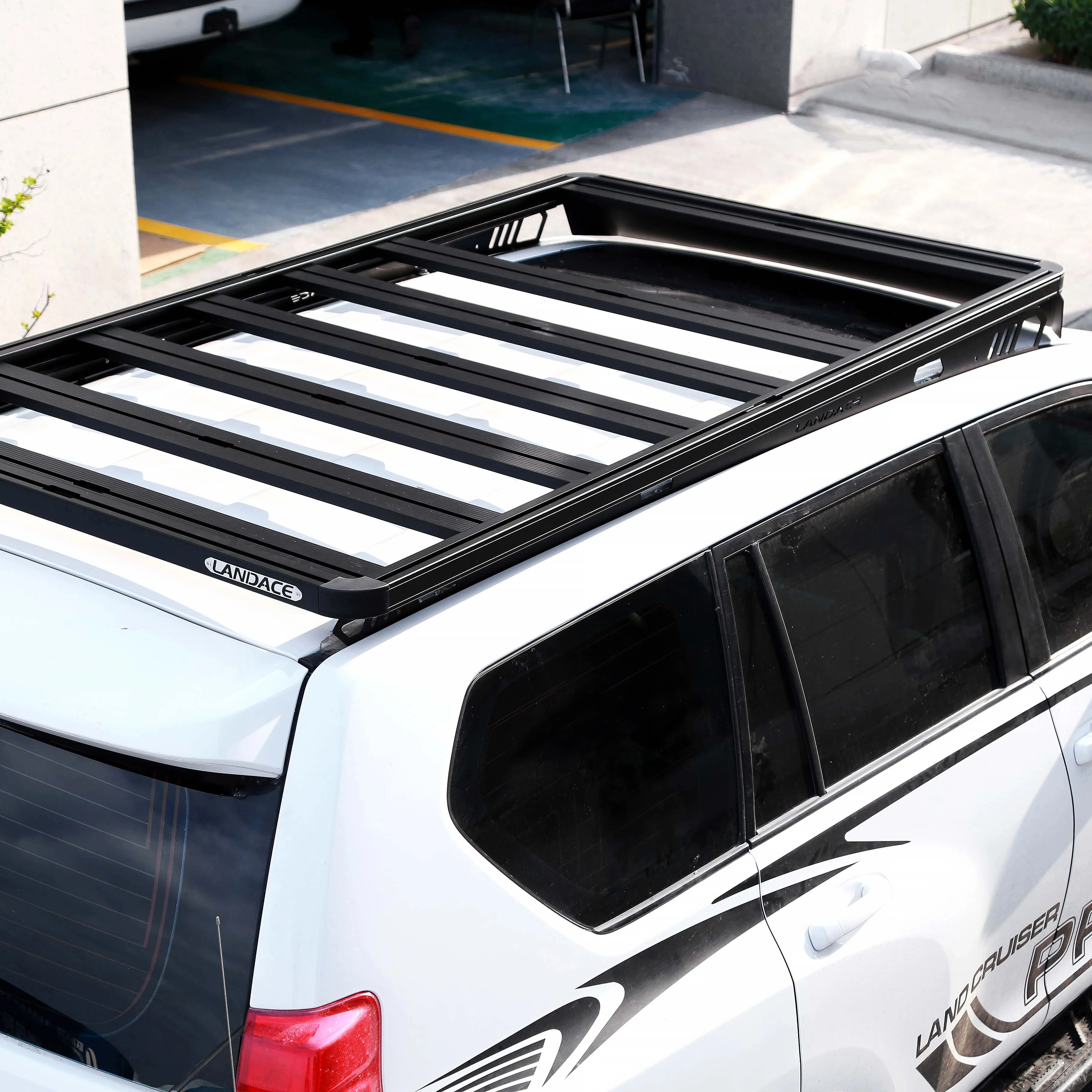 

High Loading Rate Roof Backbone Mounting Brackets Car Top Roof Rack Flat Platform Top Basket for LC150