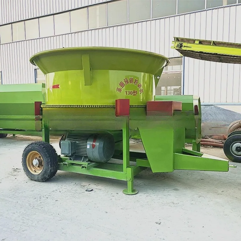 Mobile large straw crusher automatic dust removal straw bale low powder spraying grass machine