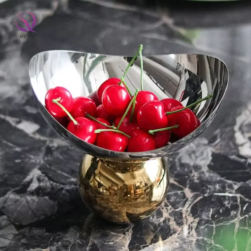 Nordic Style Silver Stainless Steel Metal Fruit Bowl Candy Dish Eggshell Shape Gold Sphere Base Fruit Tray for Home Table