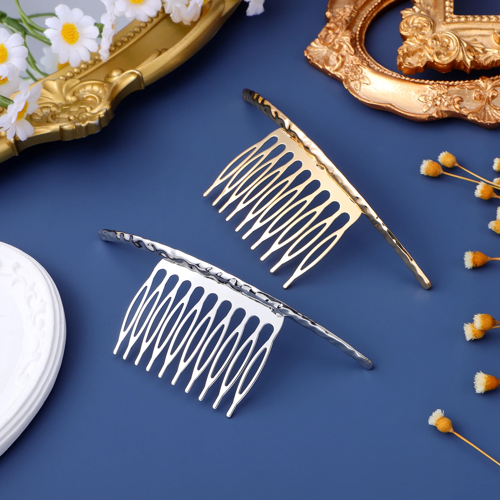 

2Pcs Stylish Hair Combs for Delicate Alloy Hairpins Fashion Side Clamps Exquisite Headdress Accessories Daily Wear