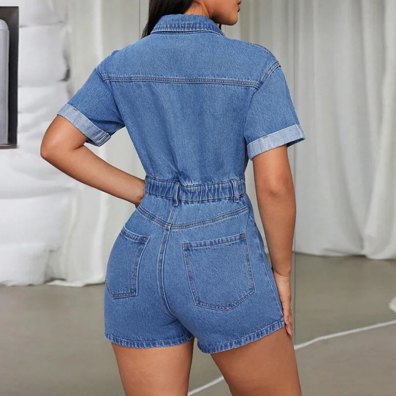 Damski kombinezon jeansowy Benuynffy z krótkim rękawem, kołnierzykiem, kieszeniami, elastyczną talią, w stylu casual streetwear.