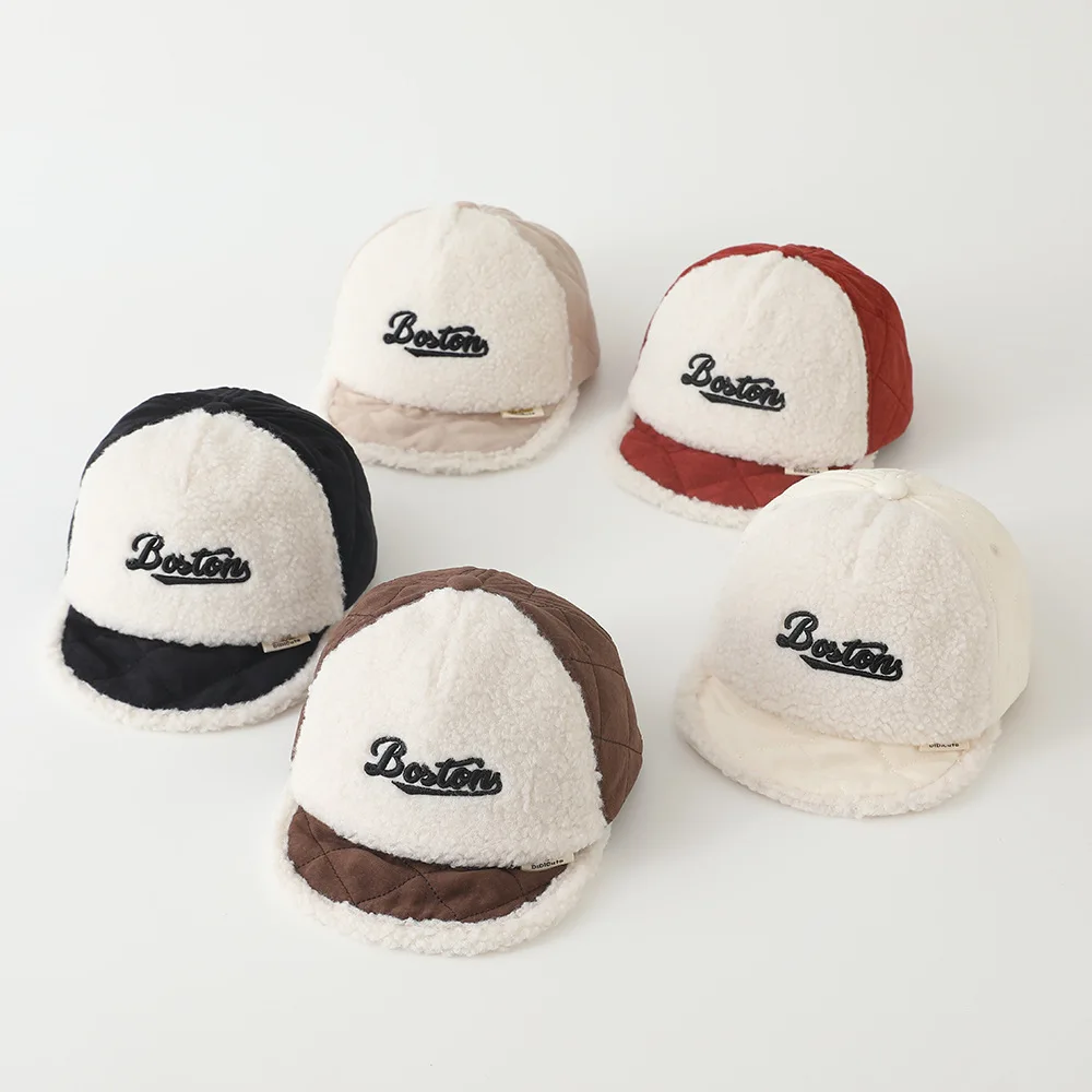 

Детская осенне-зимняя шапка 2025 года, кепка в виде утконоса для мальчиков и девочек с вышивкой, уличный солнцезащитный козырек для малышей, сохраняющая тепло, остроконечная шапка