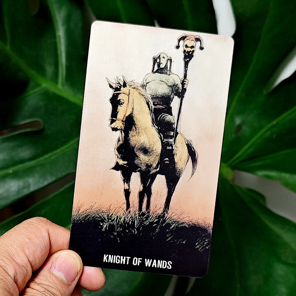 

Колода Таро Джокера 12*7 см в жесткой коробке, 78 шт., карты Таро темной готики, напечатанные на 350GSM, картон с двойным тиснением