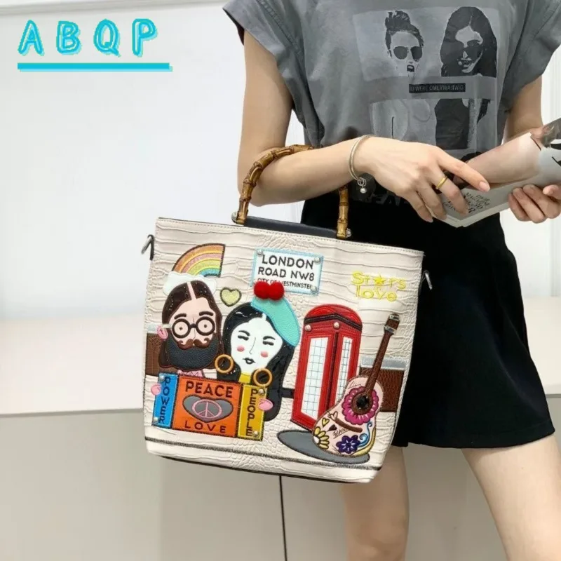 

Women's Handbag European American Retro 2025 New Color Matching Embroidered Bag Versatile Large Capacity Shoulder Messenger Bag