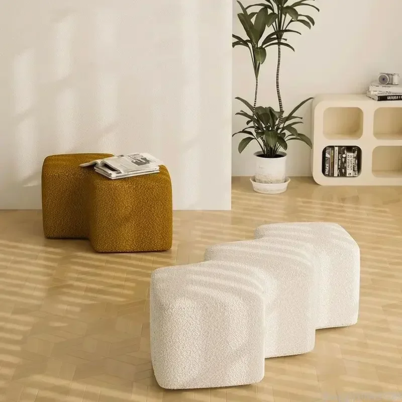 

Минималистичный пуфик из меха ягненка в скандинавском стиле Ins, модная скамейка для обуви для спальни и подставка для ног в гостиной, скандинавская мебель