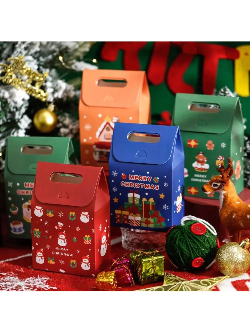 

6Pcs/set Christmas Gift Box Paper Gift Bags Merry Christmas Packaging Bags Party Favors Boxes Cookies Treat Candy Bag