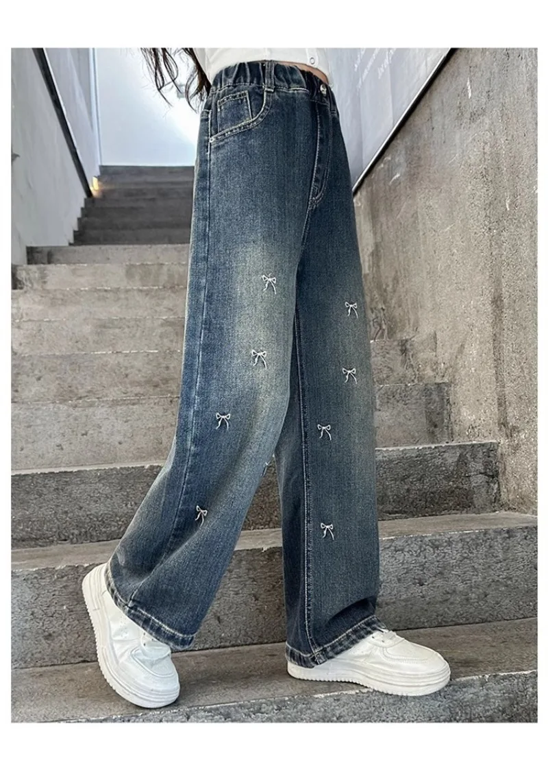 UNITIM Herbst Kinder-Jeans mit Liebes-Stickerei, Gerade Hosen für Junge Mädchen, Lose Elastische Taille, Denim-Hosen für Junge Teenager-Mädchen – Detail 17