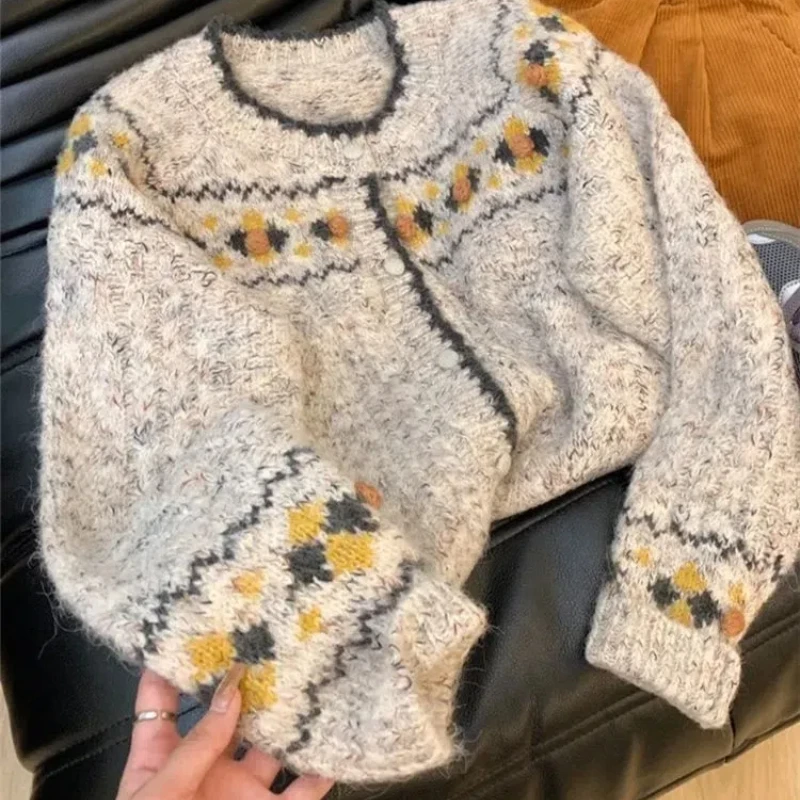 

Sweater Women's Autumn Winter Knitted Cardigan Embroidered Top Lazy Soft Sticky Coat Grey Sweaters Outerwear Jumpers Short Top