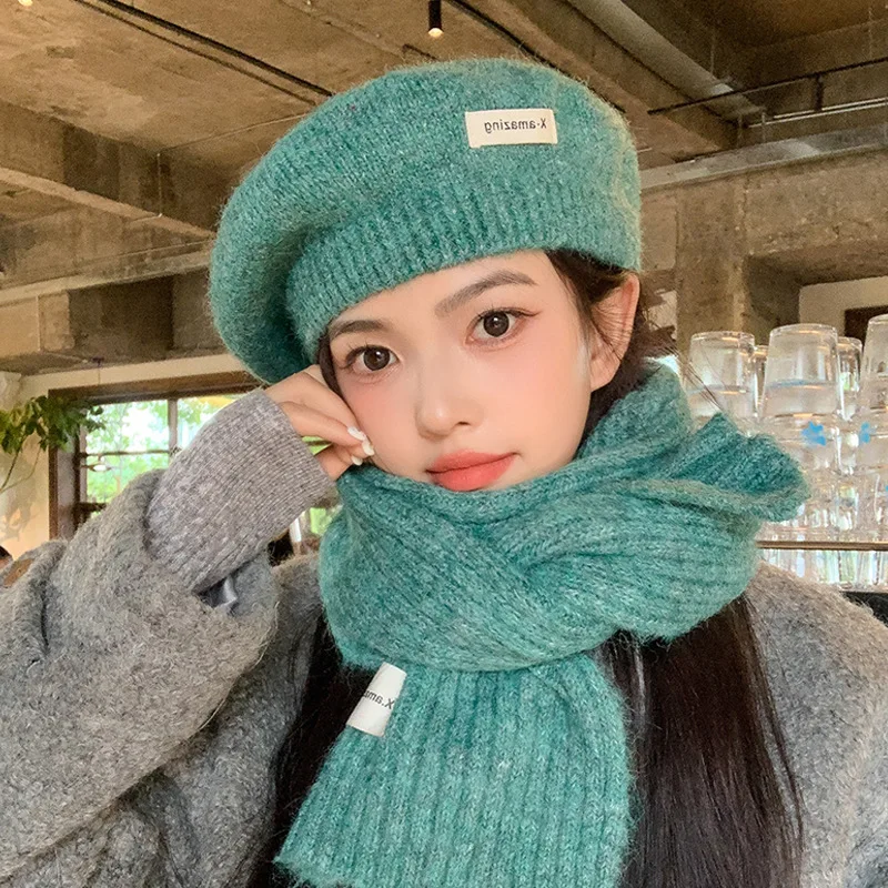 Premium Feeling Hat Scarf Two Piece Set Winter Warm Ear Protection Knitted Wool Beret Fashion Painter Hat Soft