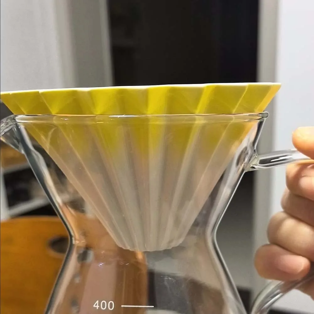 

Coffee Filter V Cup Available in Multiple Colors Easy to Clean with a Folding Design for Fast Filtration, Suitable fo