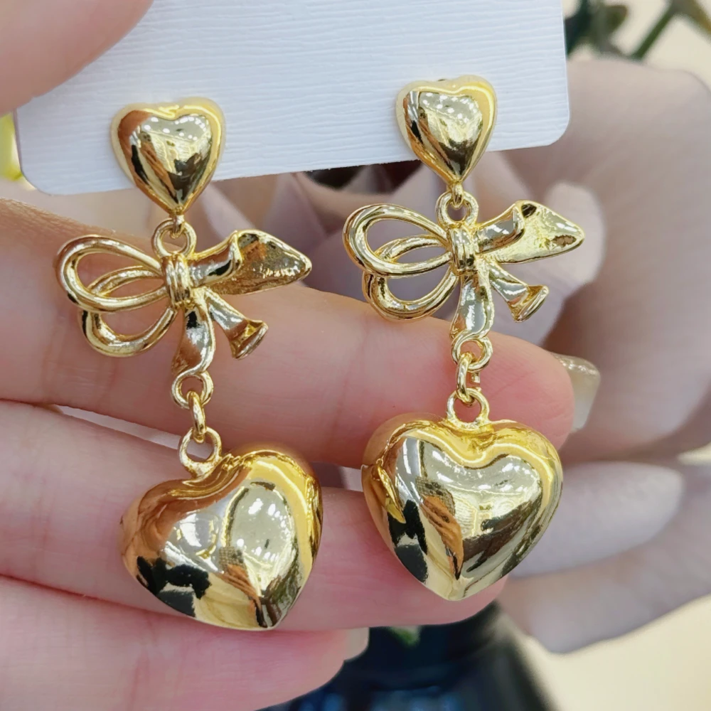 

Earrings Women Light Luxury High-end Earrings Heart-shaped Trendy Vintage Jewellery Fashion Earrings Pendant Women's Jewelry